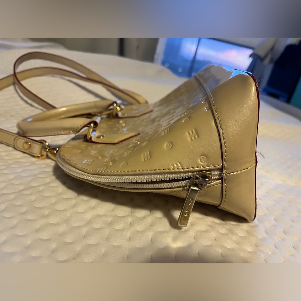 EUC arcadia handbag patent leather - Picture 5 of 7